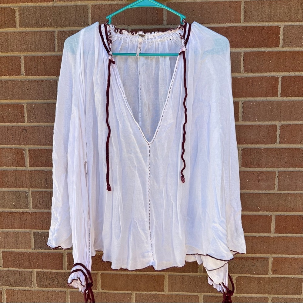 Free People White Boho Blouse with Maroon Trim and Matching Shorts Size Medium